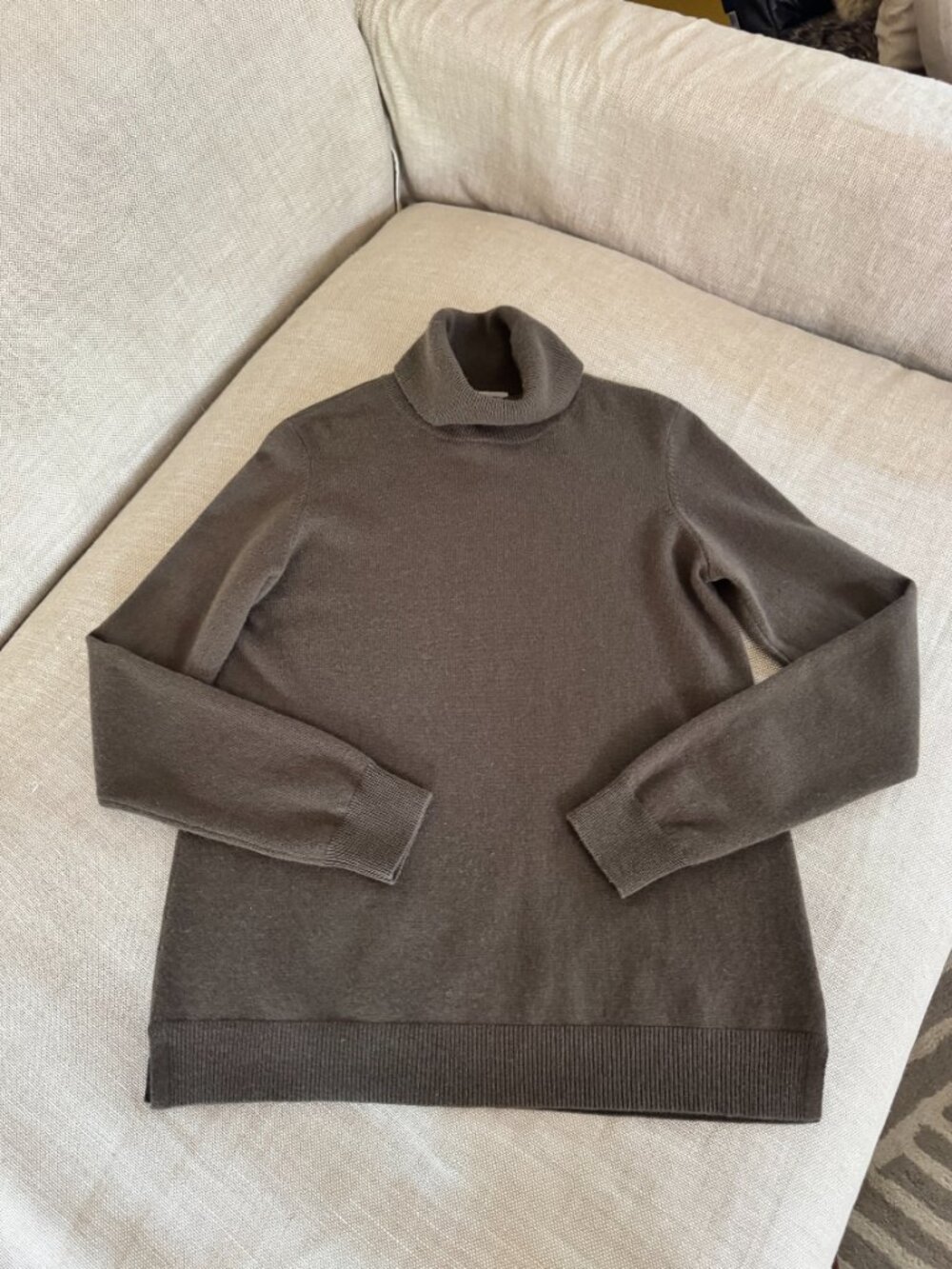 ORVIS 100% Cashmere Turtleneck Sweater